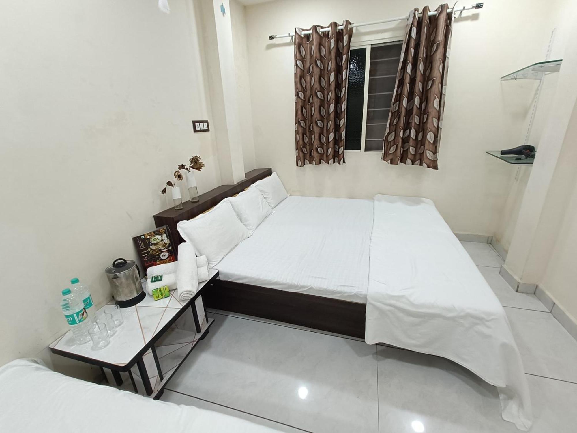 Treebo Yatri Grah Kshipra T Hotel Ujjain Dış mekan fotoğraf